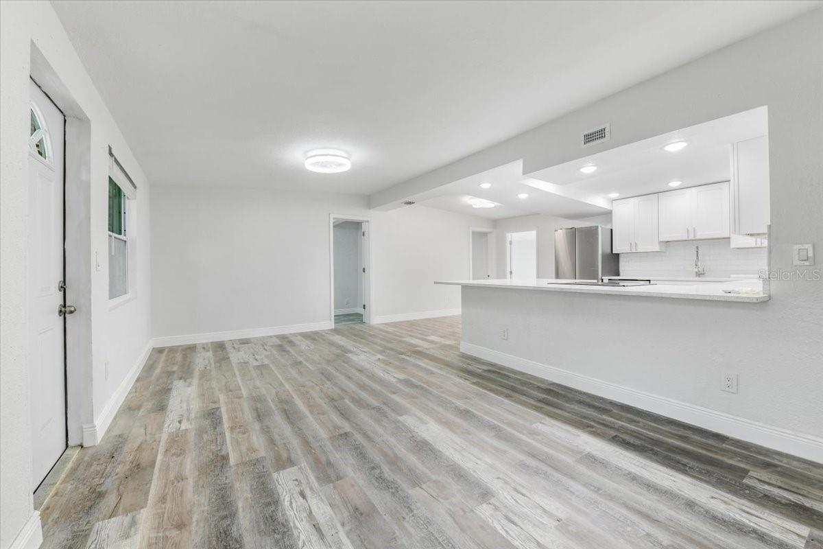 2110 ALEMANDA DRIVE