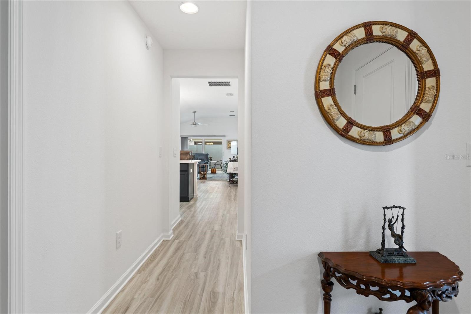 530 VAN DEEN PL
