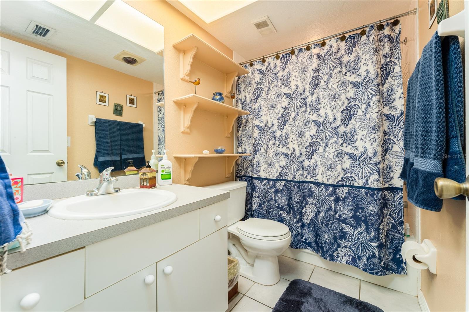 TARA CAY SOUND SOUTH II - Residential