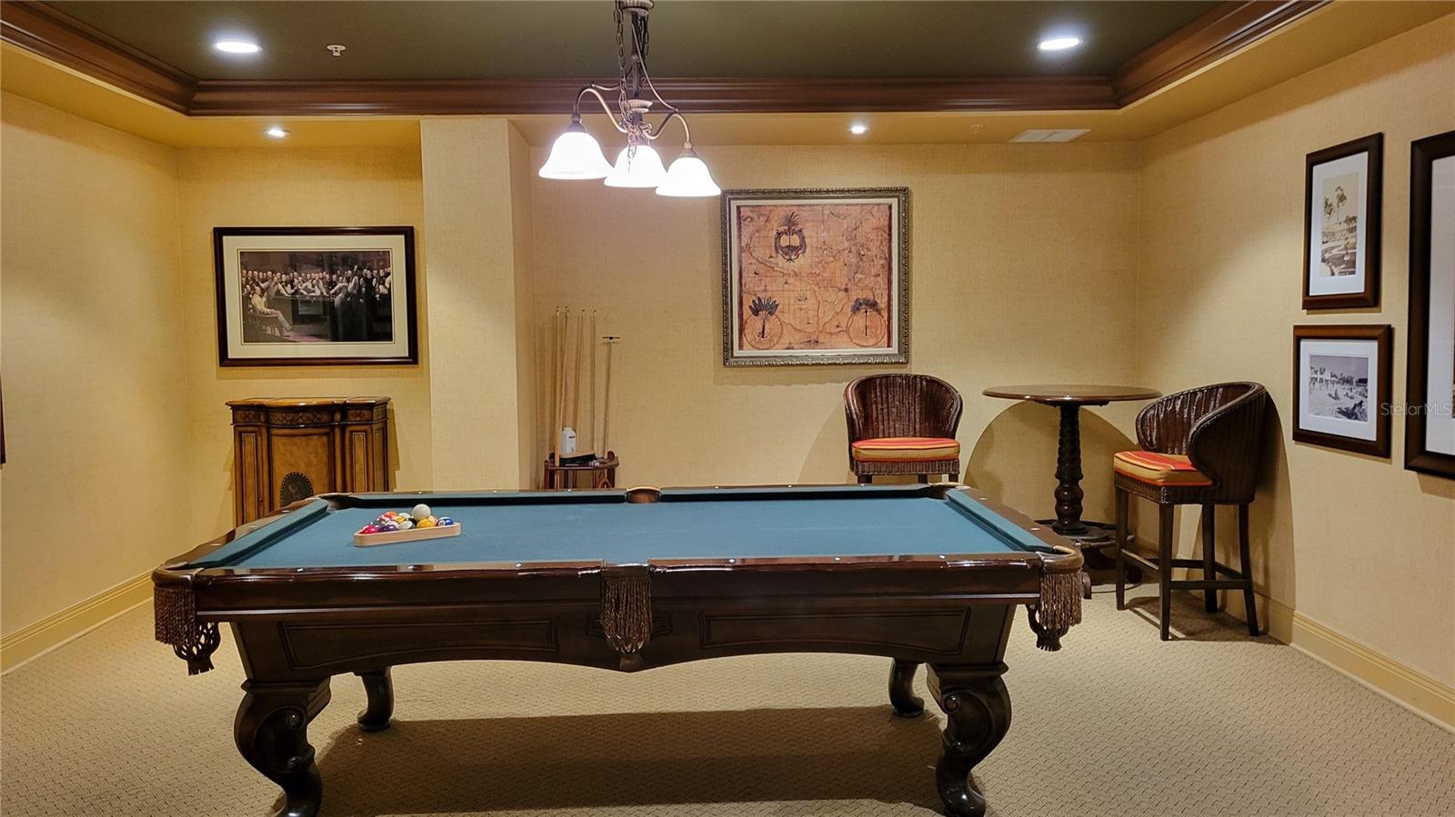 BROADWAY PROMENADE - Residential Lease