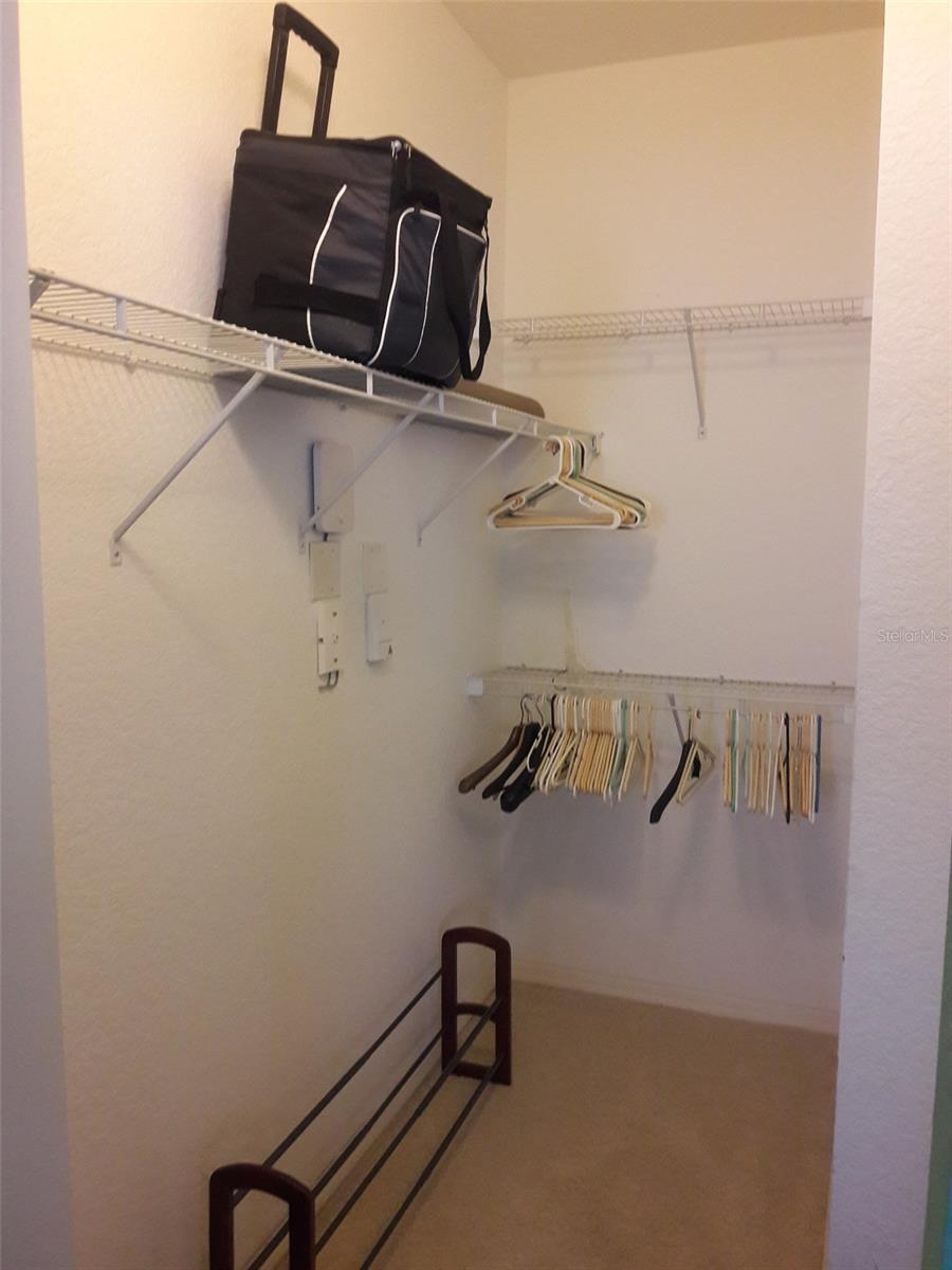 BROADWAY PROMENADE - Residential Lease