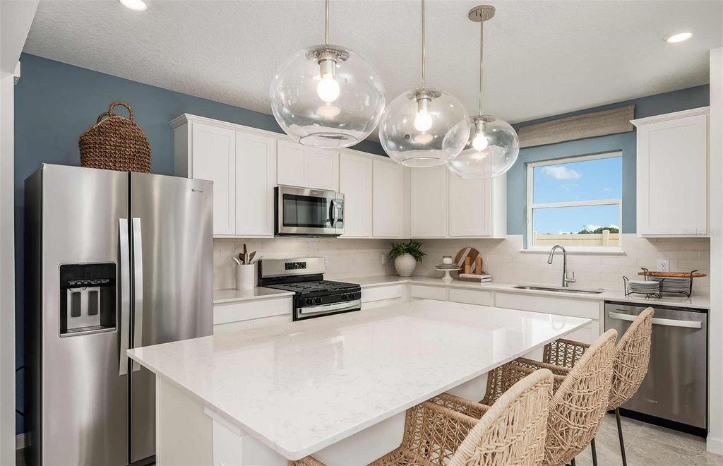 Photo of 9131 Newmons Place, Wildwood, FL 34785 (MLS # TB8433804)