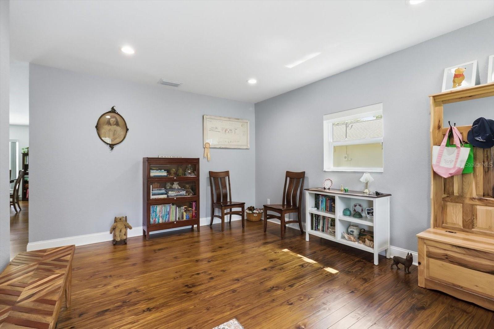 4099 W RIDGE LANE
