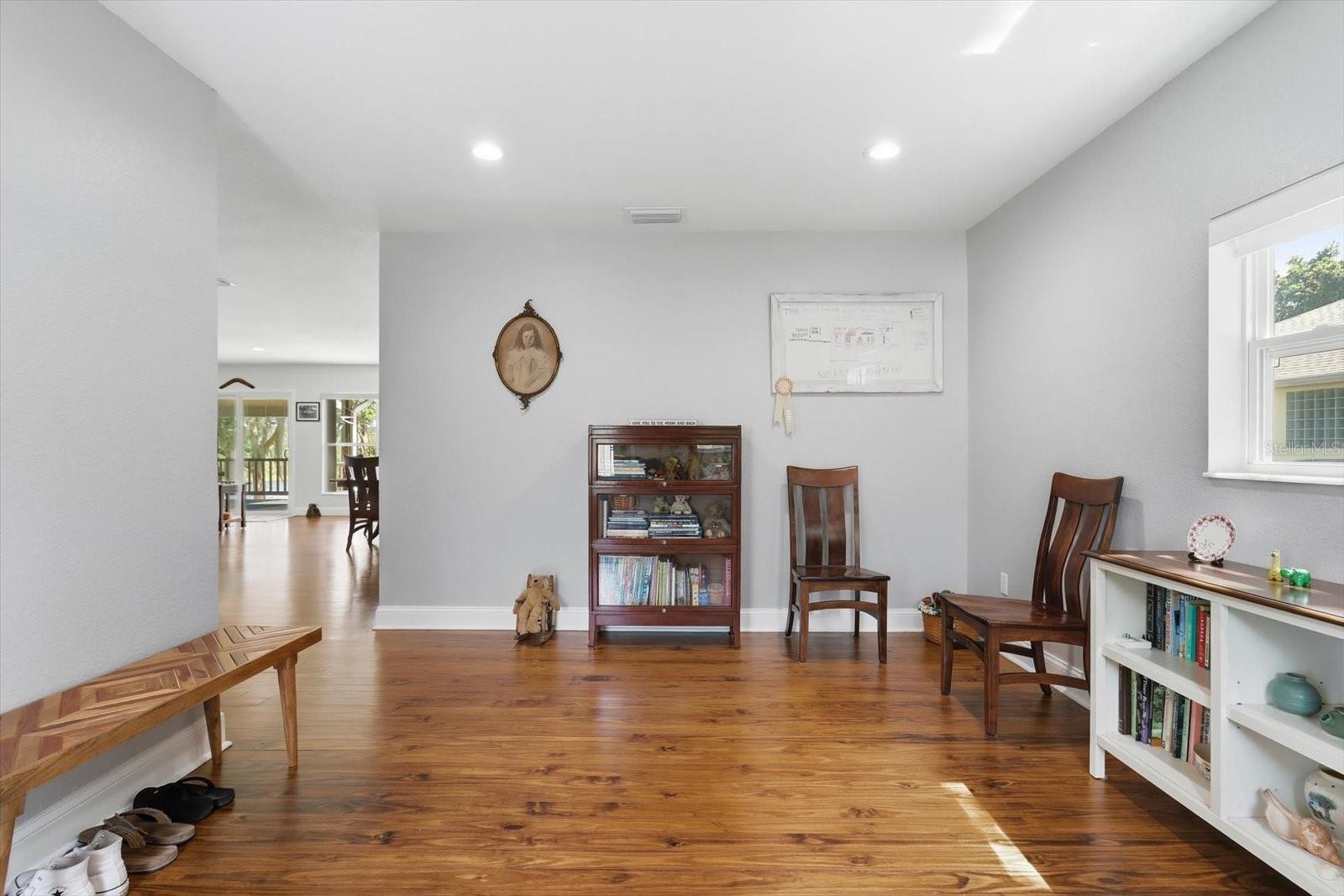 4099 W RIDGE LANE