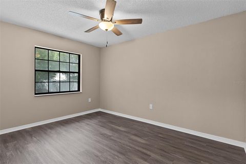 Tiny photo for 307 W Berckman Street, Fruitland Park, FL 34731 (MLS # G5112255)