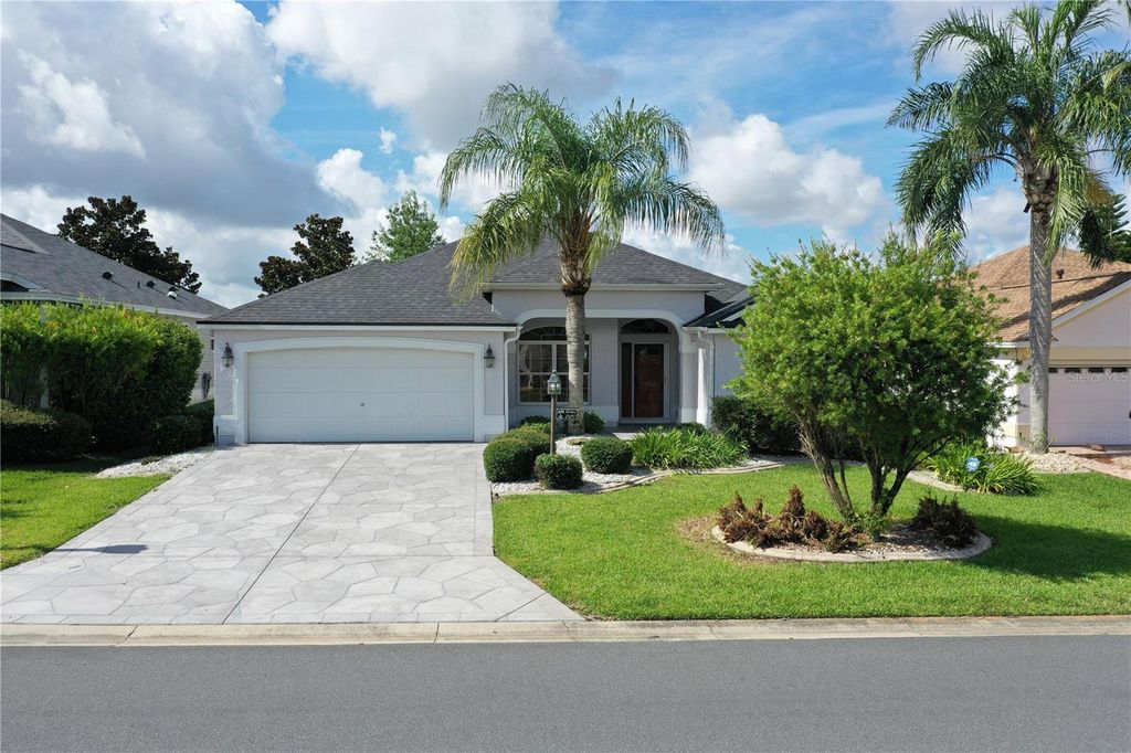 Photo of 2120 Willow Grove Way, The Villages, FL 32162 (MLS # G5096711)