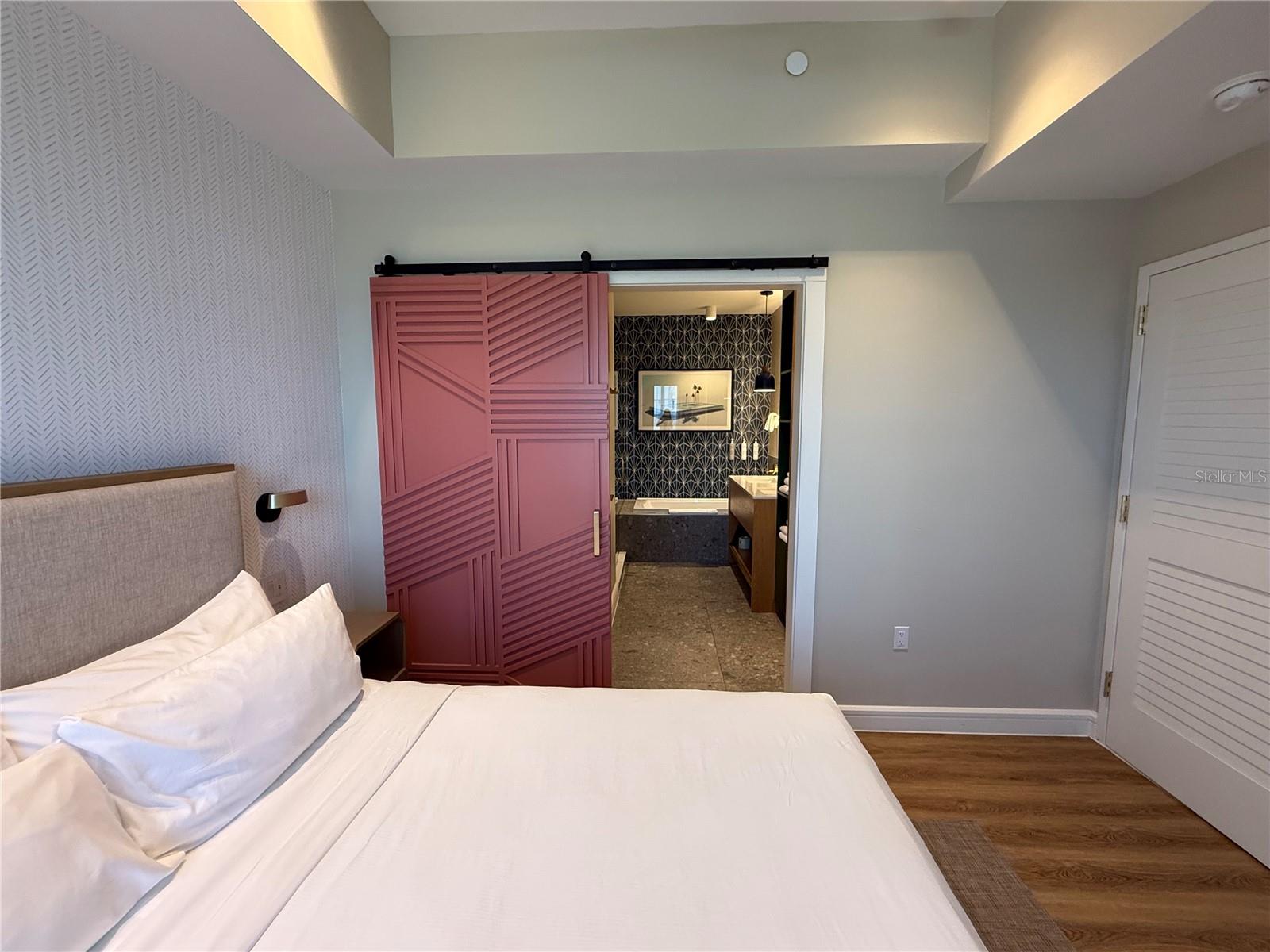 SUNSET WALK HOTEL CONDO PH 1 - Residential