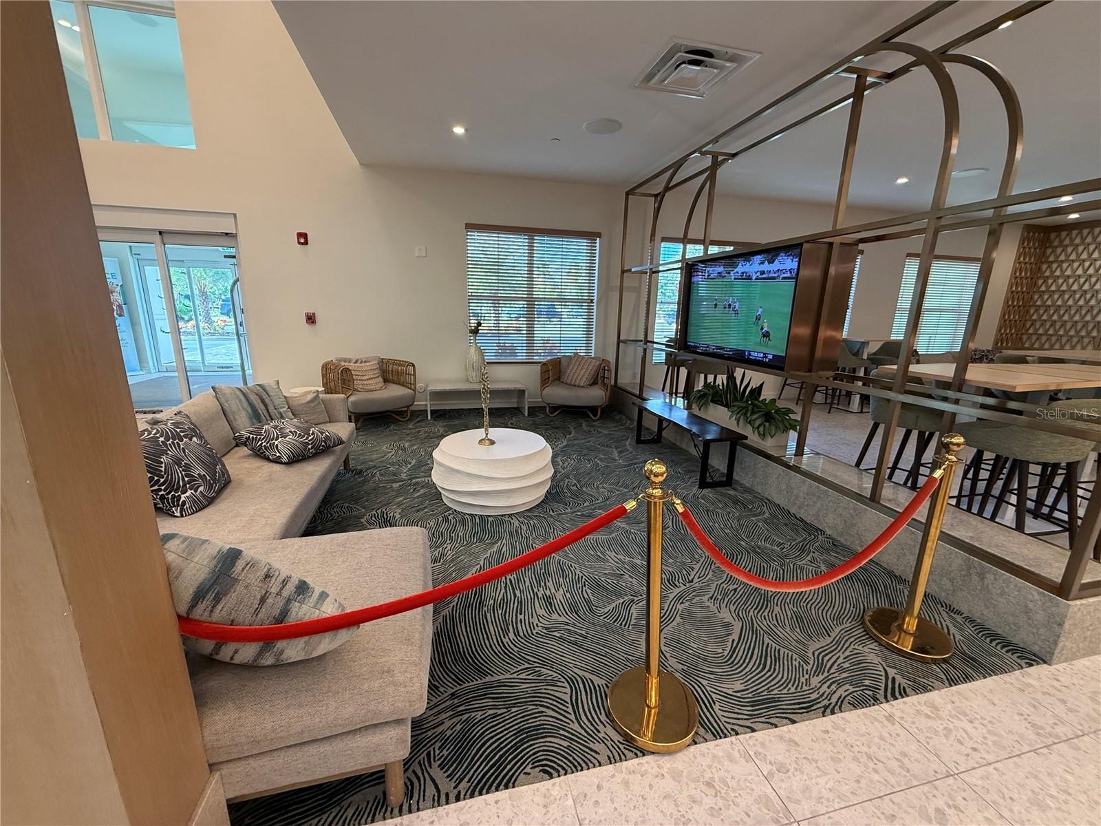 SUNSET WALK HOTEL CONDO PH 1 - Residential