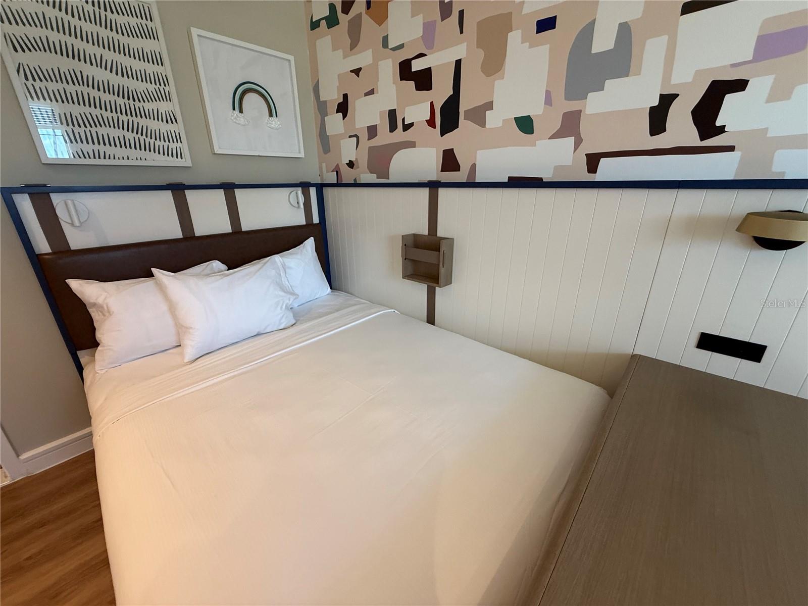 SUNSET WALK HOTEL CONDO PH 1 - Residential