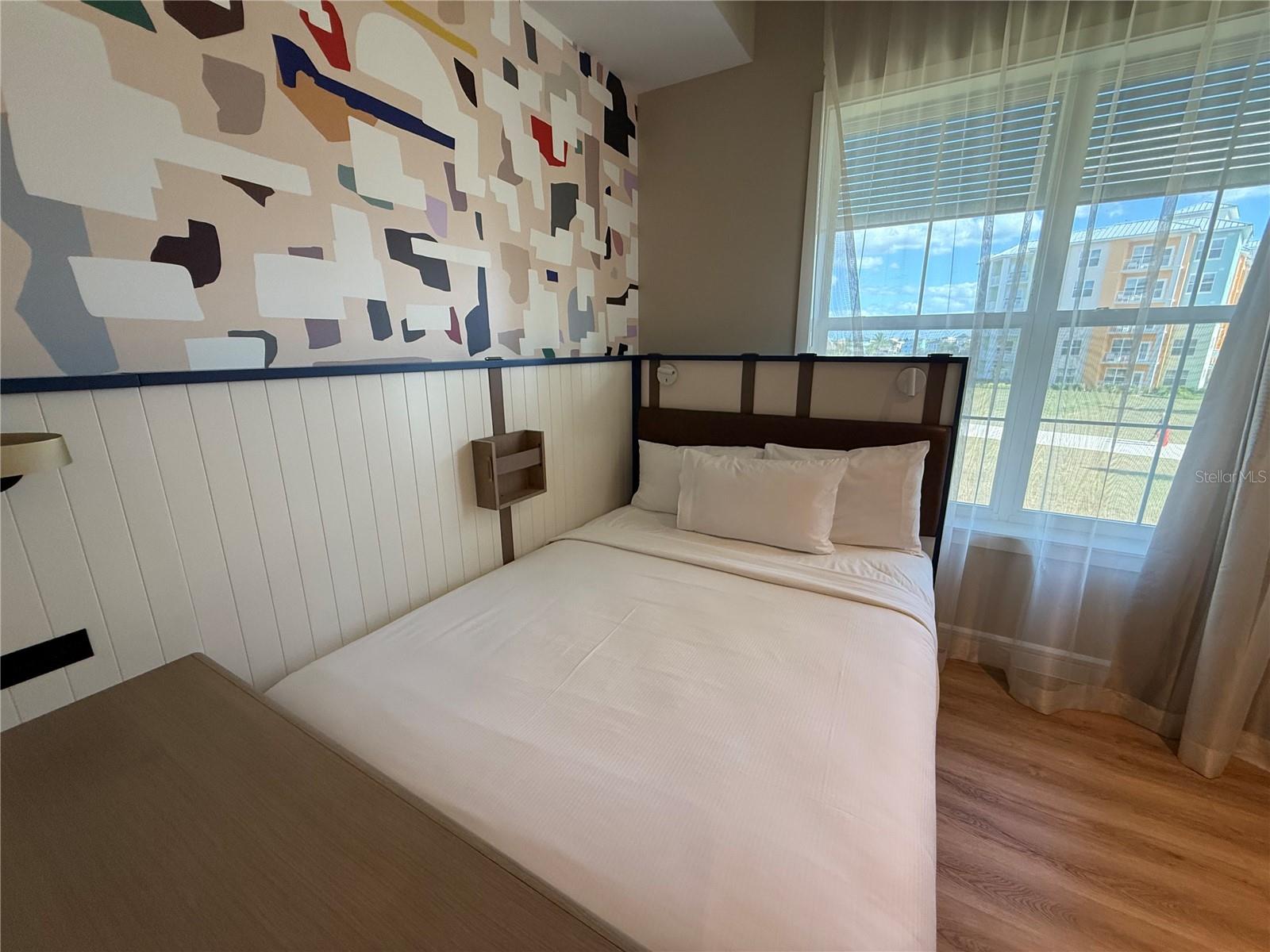 SUNSET WALK HOTEL CONDO PH 1 - Residential