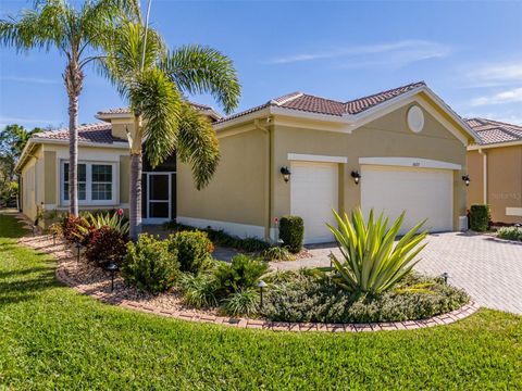 A home in WIMAUMA