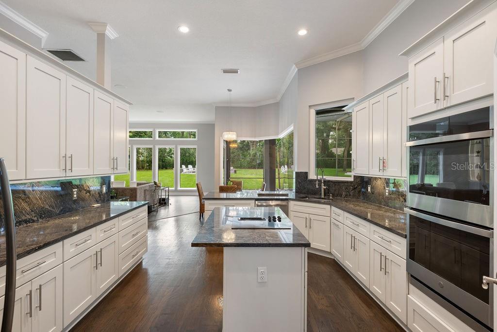 MANCHESTER OAKS - Residential