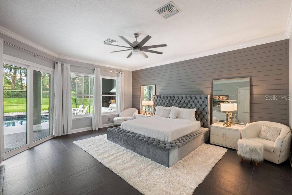 MANCHESTER OAKS - Residential