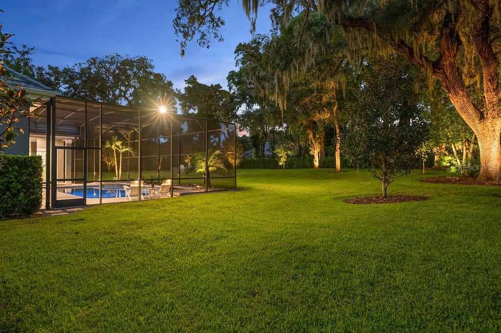 MANCHESTER OAKS - Residential