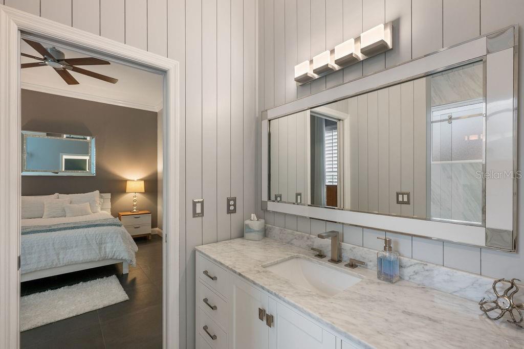 MANCHESTER OAKS - Residential