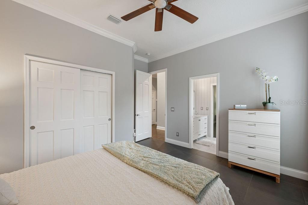 MANCHESTER OAKS - Residential