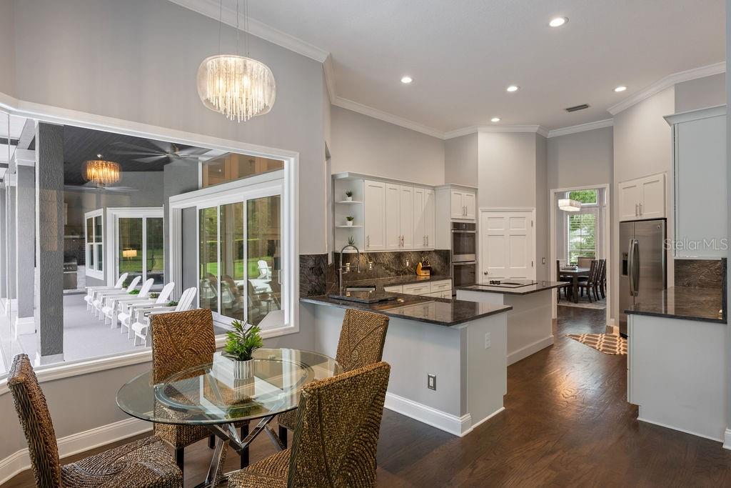 MANCHESTER OAKS - Residential