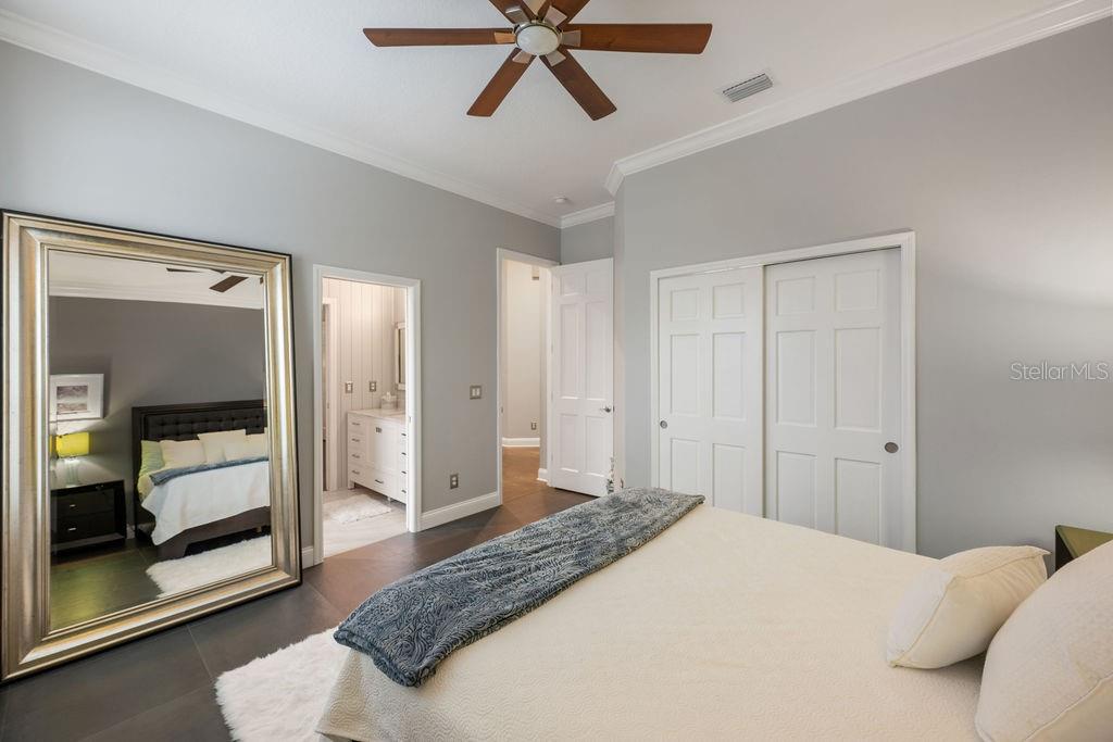 MANCHESTER OAKS - Residential