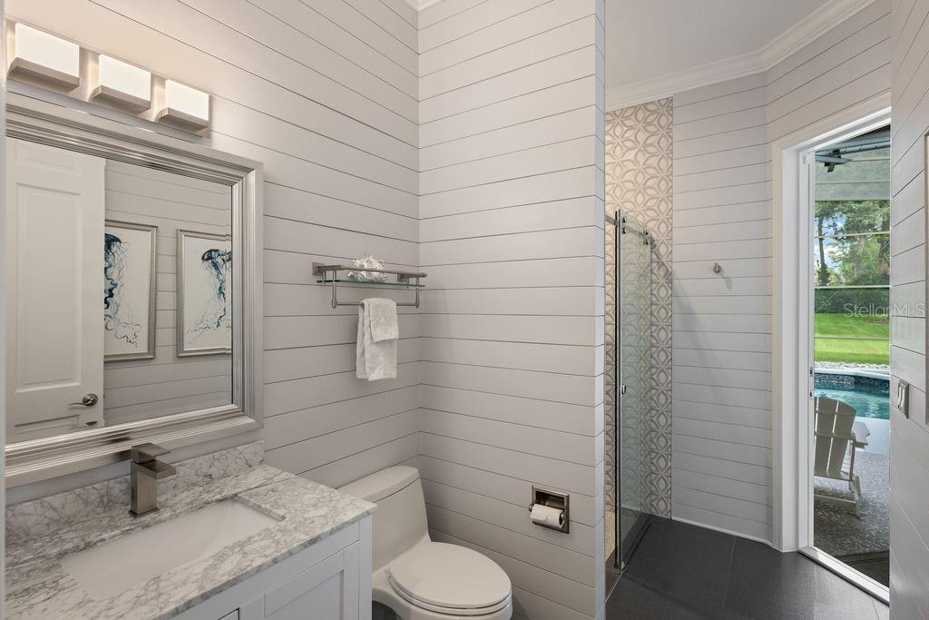 MANCHESTER OAKS - Residential