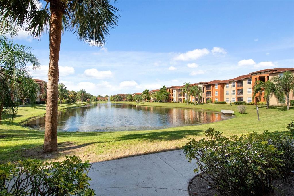 Photo of 5542 Metrowest Boulevard #10, Orlando, FL 32811 (MLS # O6354124)