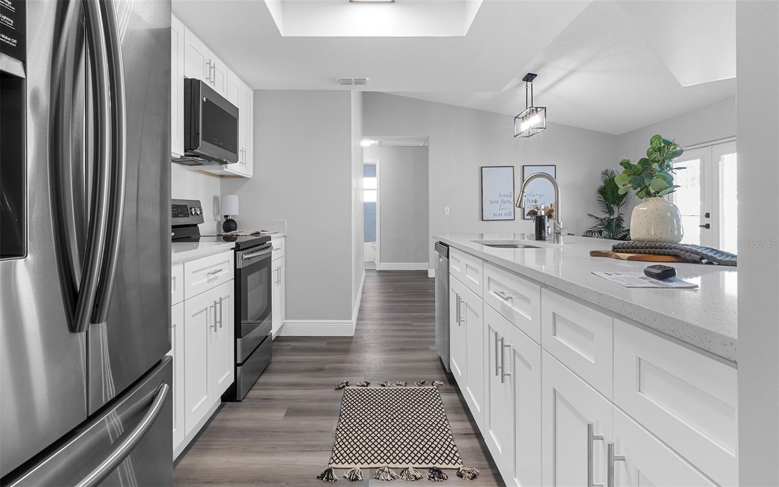 RIVER BLUFFS - Residential