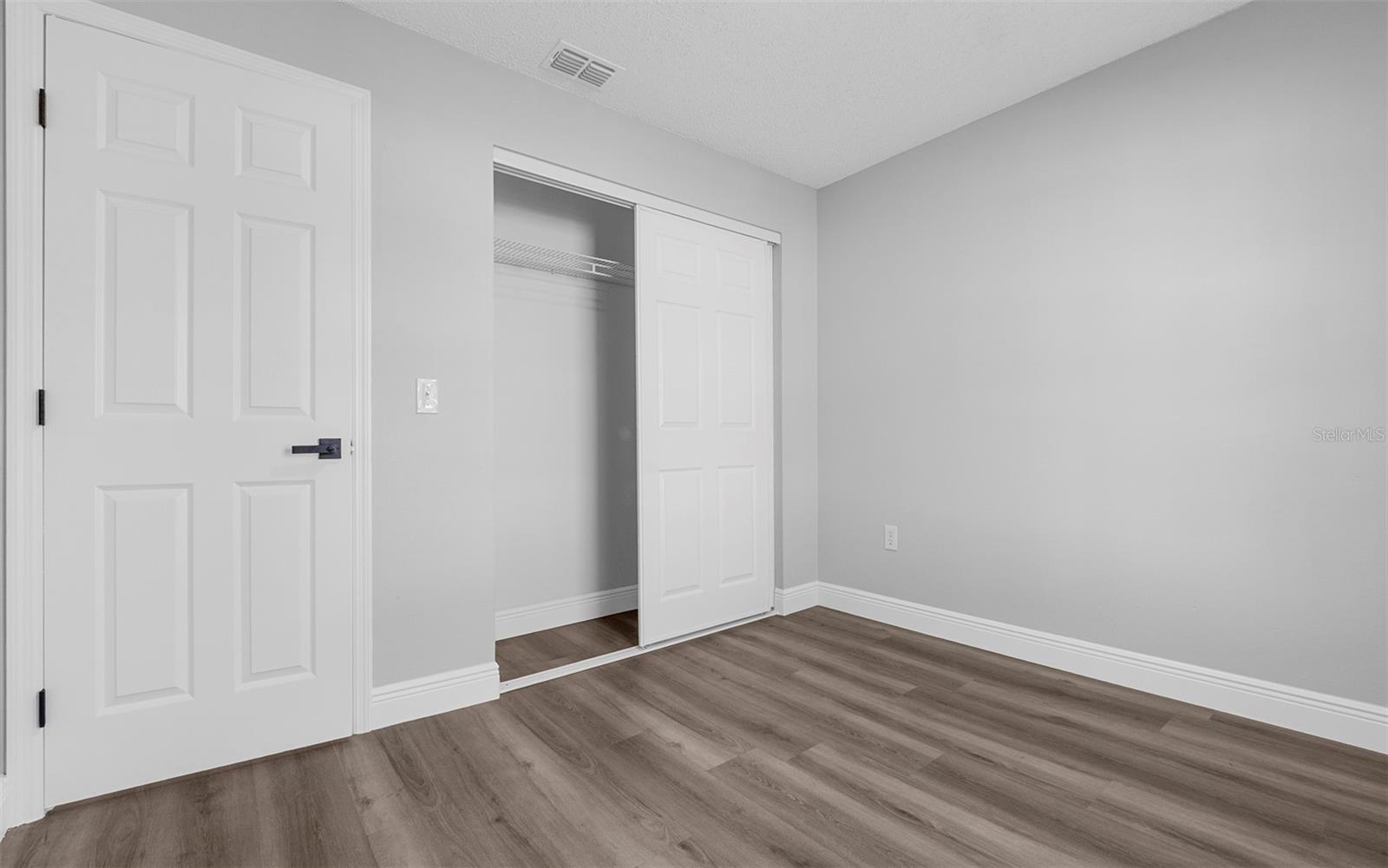 RIVER BLUFFS - Residential