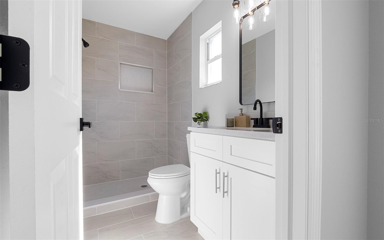 RIVER BLUFFS - Residential