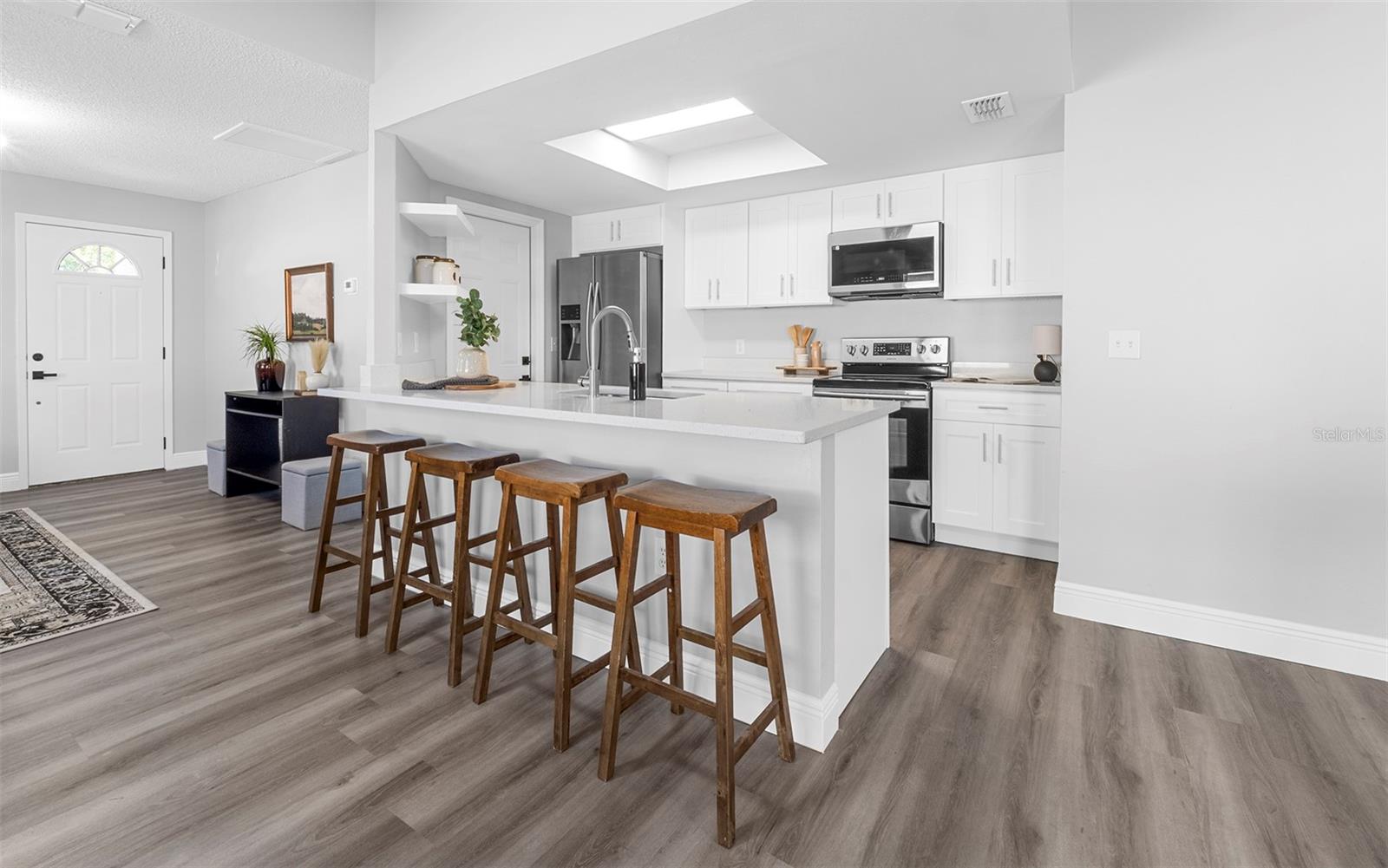 RIVER BLUFFS - Residential