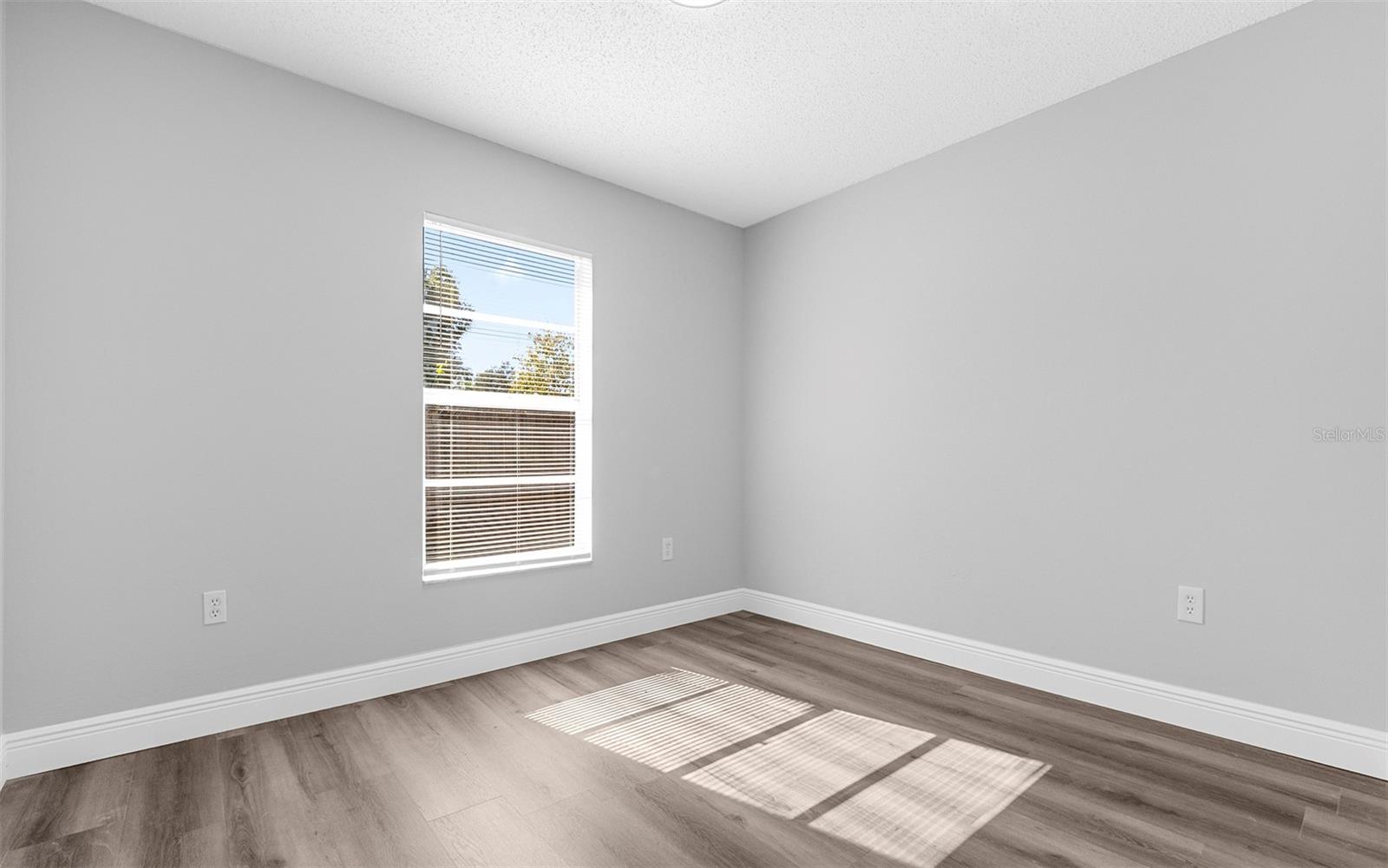 RIVER BLUFFS - Residential