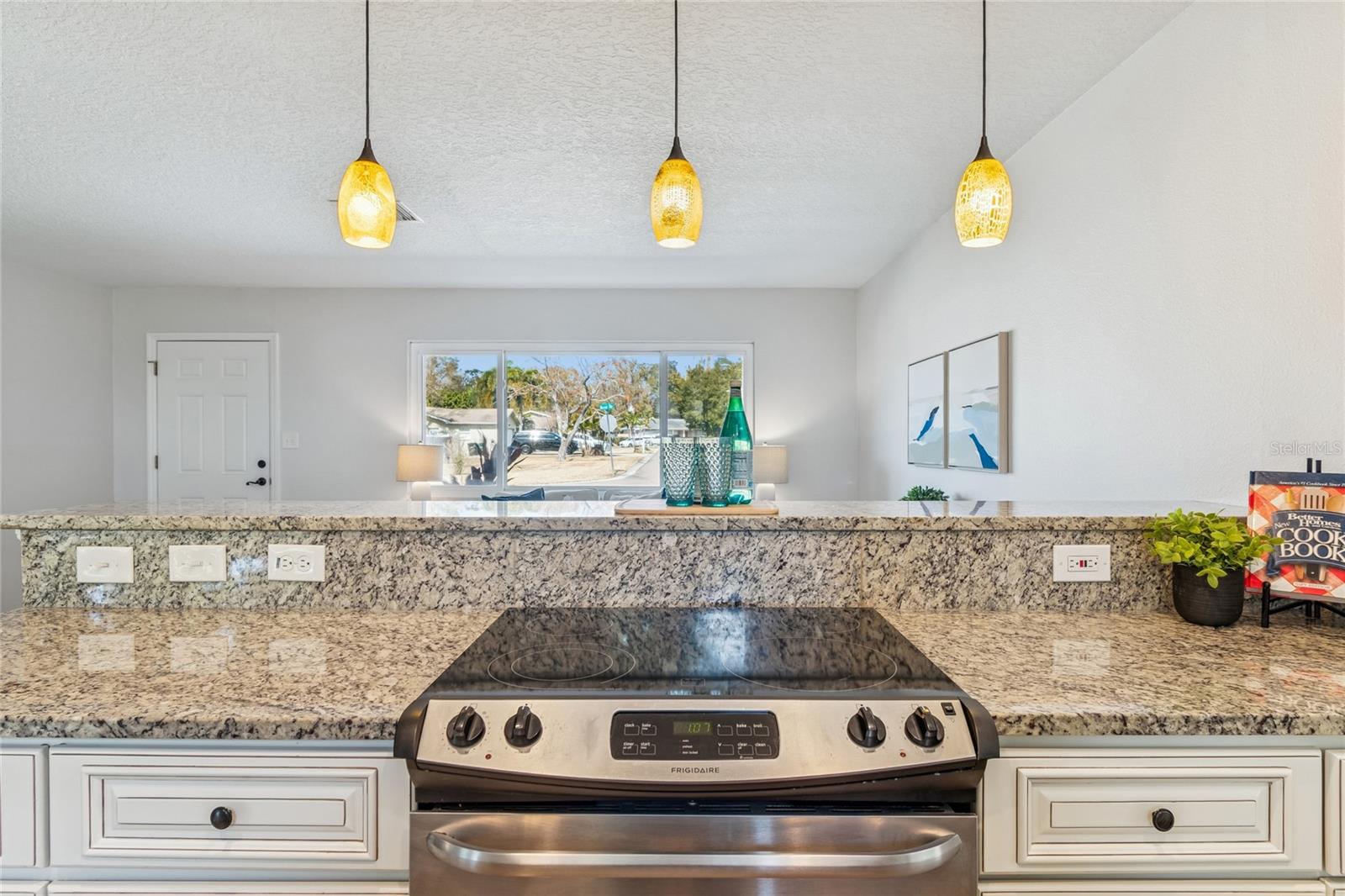 HARBOR HEIGHTS ESTATES - Residential