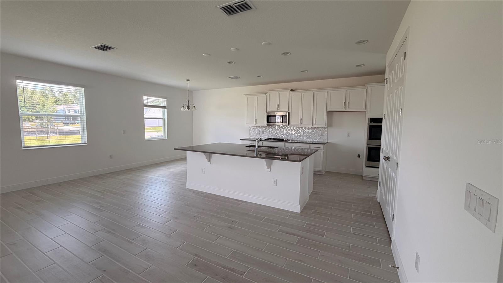 5061 NORTHERN DOVE AVENUE