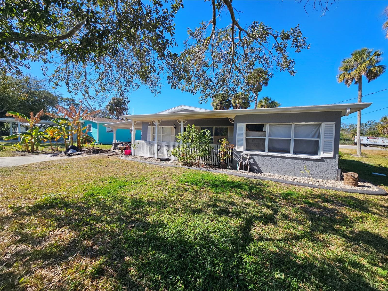 14301 CLAMSHELL LANE
