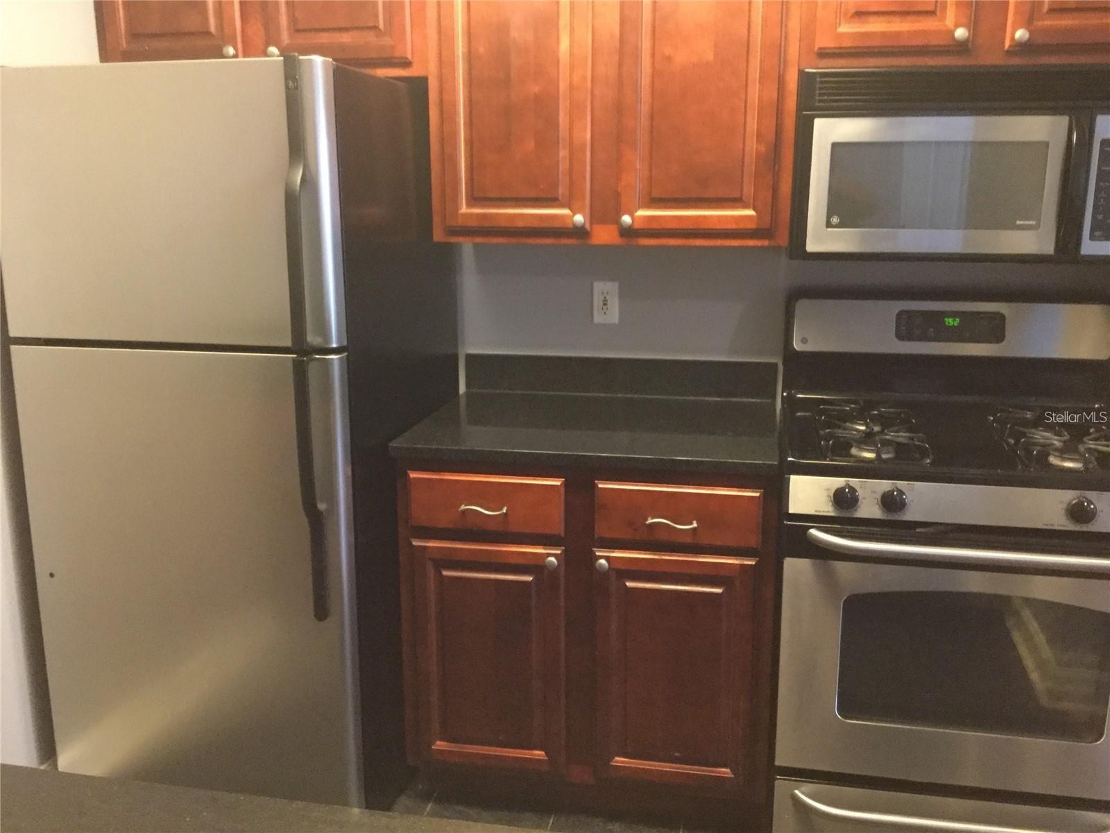 MIRIADA CONDO - Residential Lease