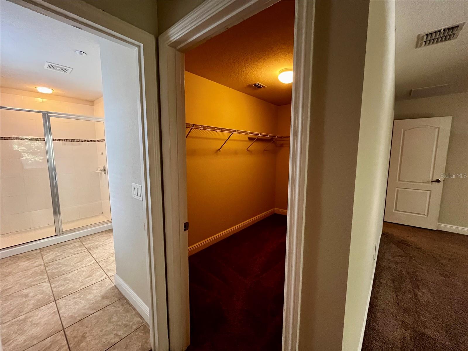 ALOMA TRAILS - Residential