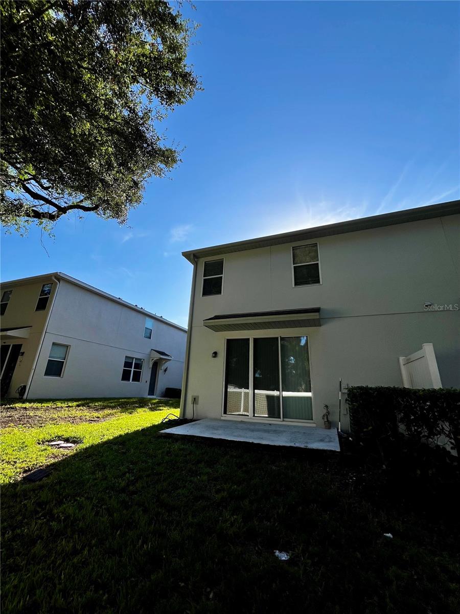 ALOMA TRAILS - Residential