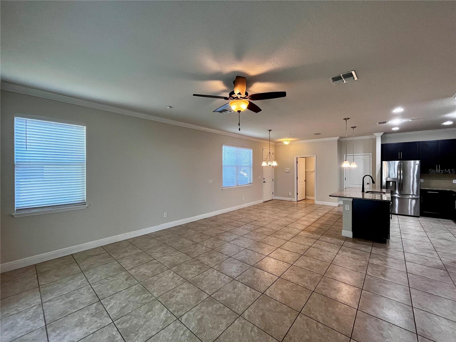 ALOMA TRAILS - Residential