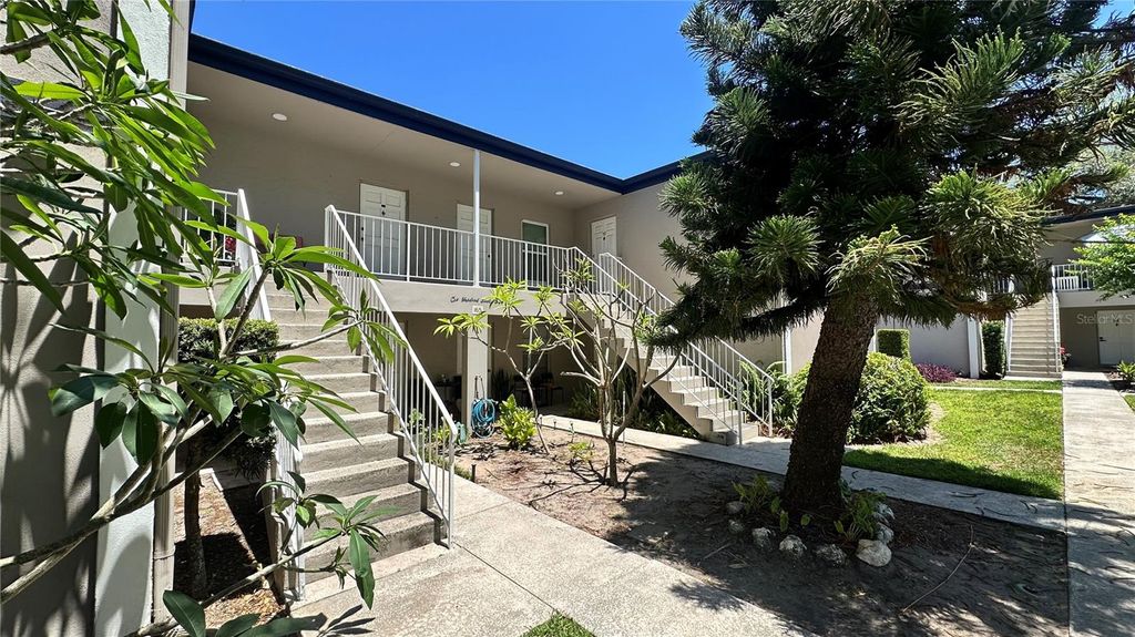 Photo of 165 Picardy Villa Circle #202, Brandon, FL 33510 (MLS # TB8505798)