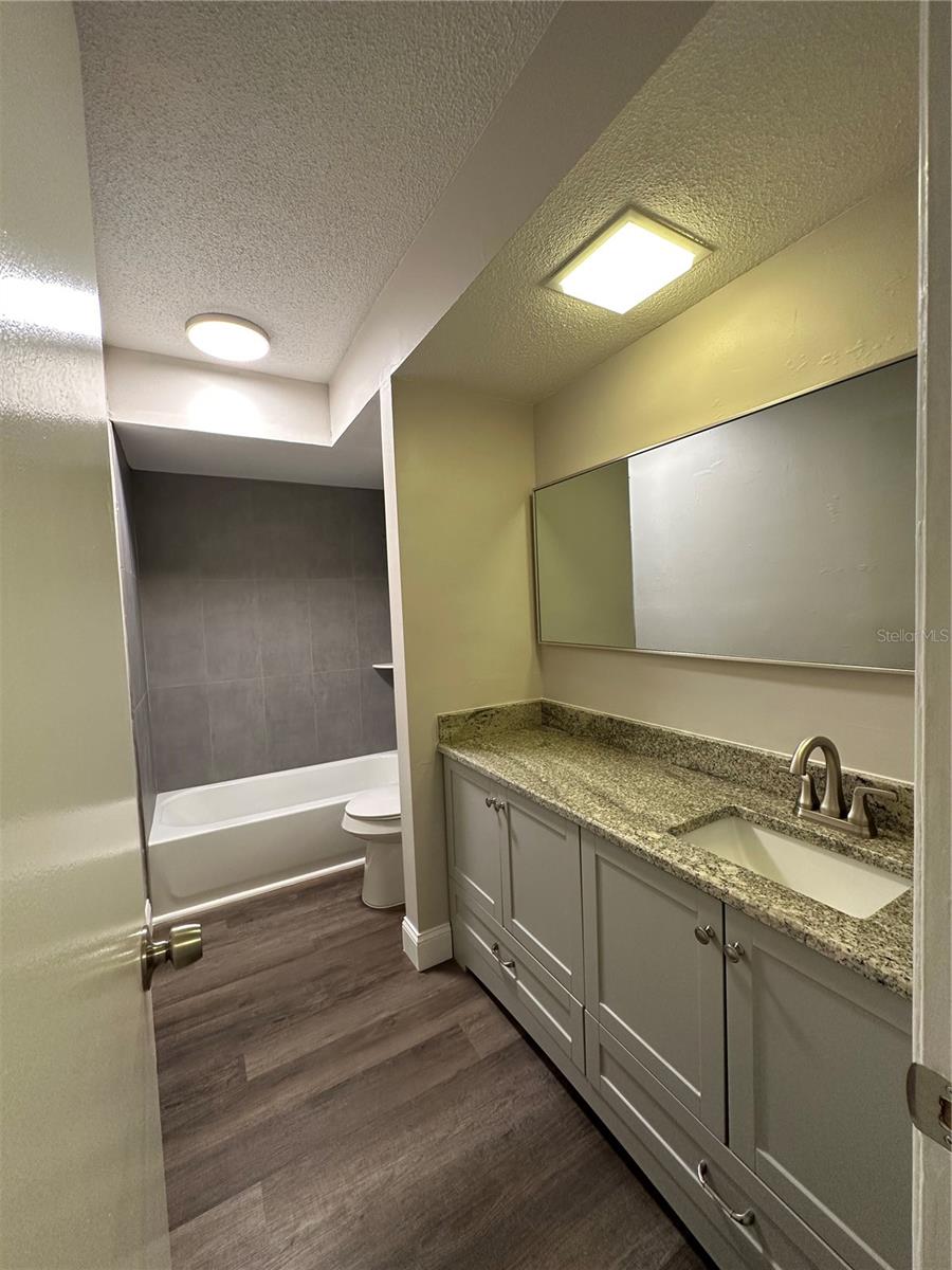 OAKWOOD COURT CONDO - Residential