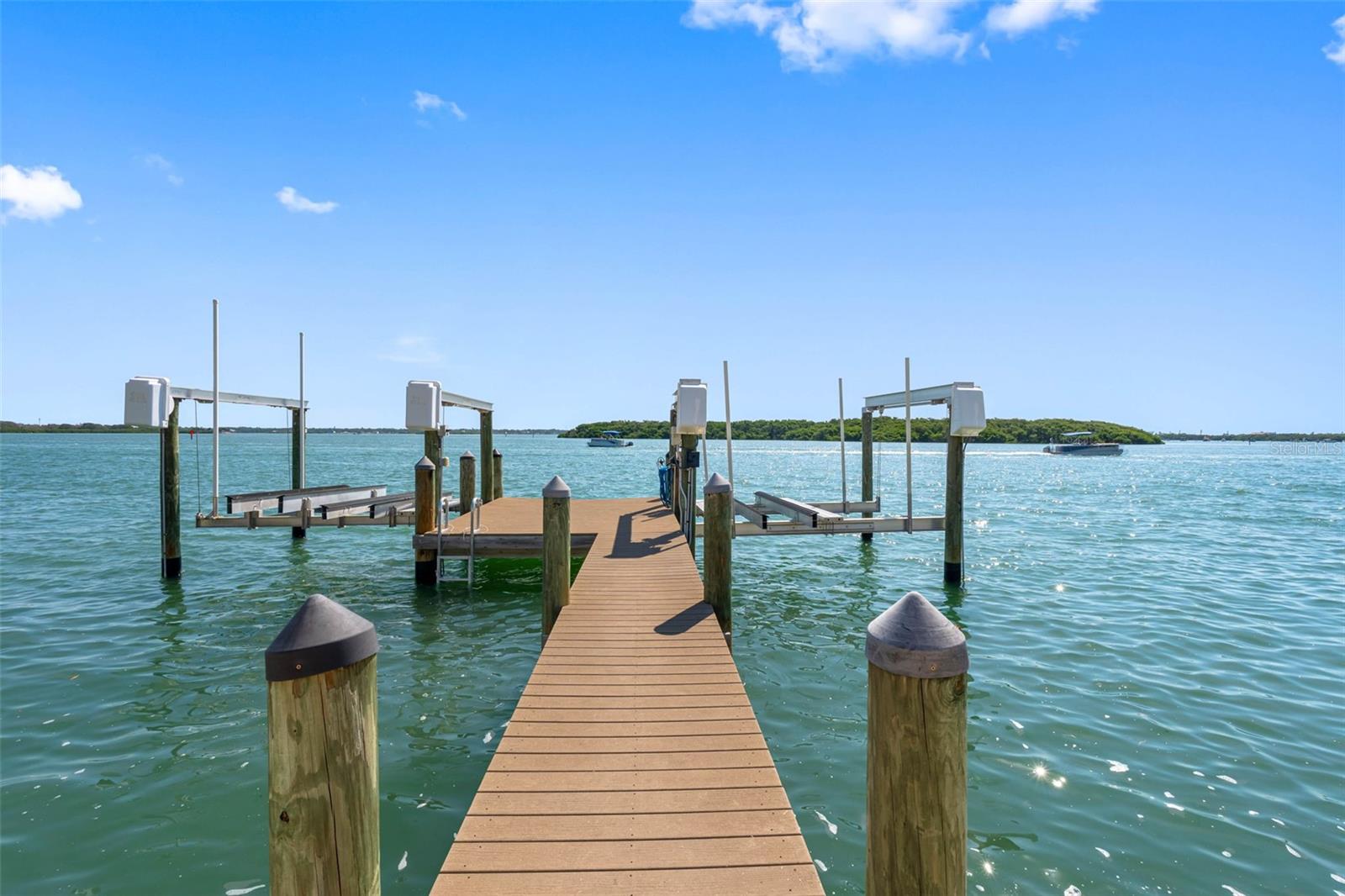 CRYSTAL ISLAND 2ND ADD - Residential