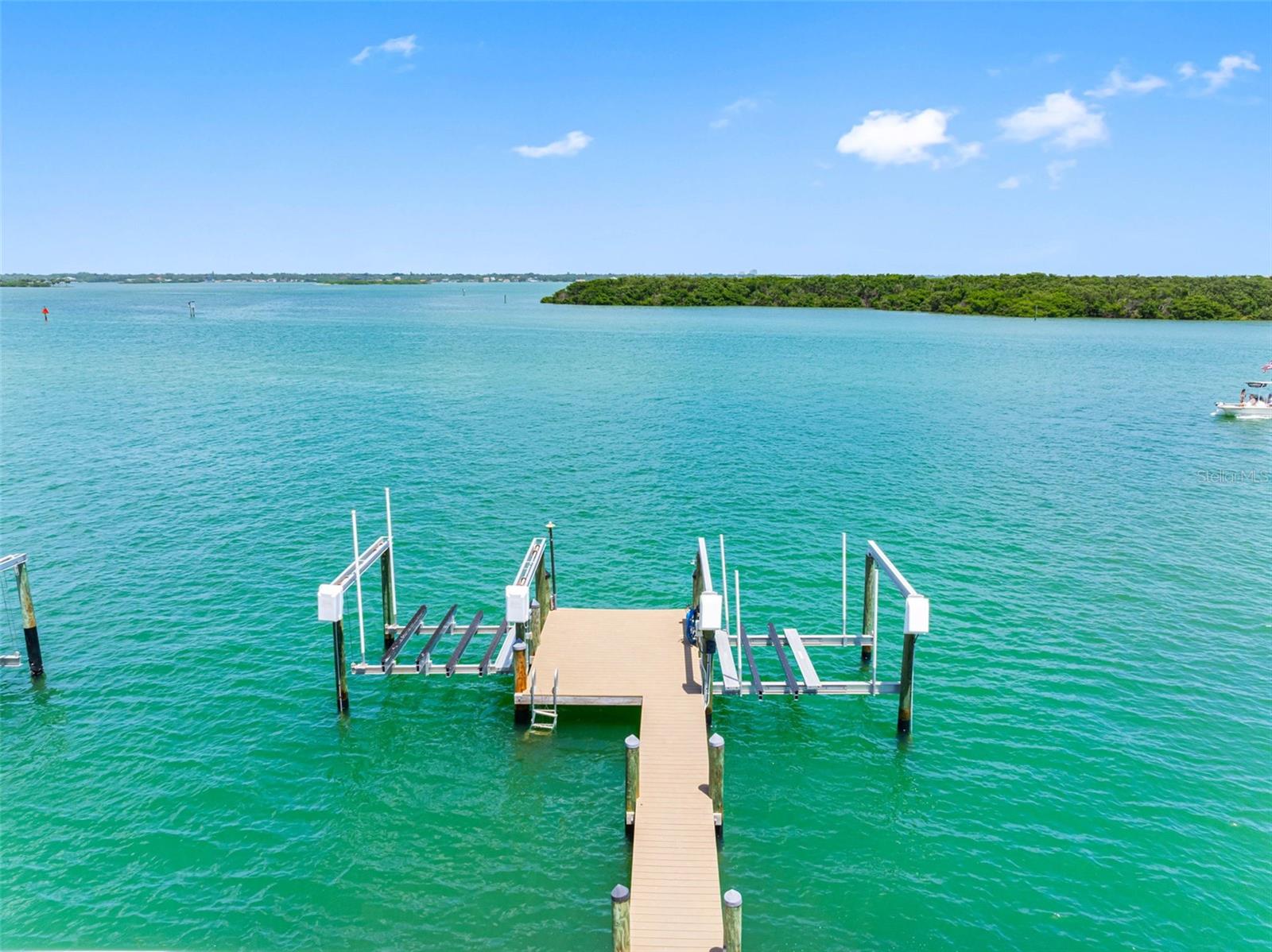 CRYSTAL ISLAND 2ND ADD - Residential