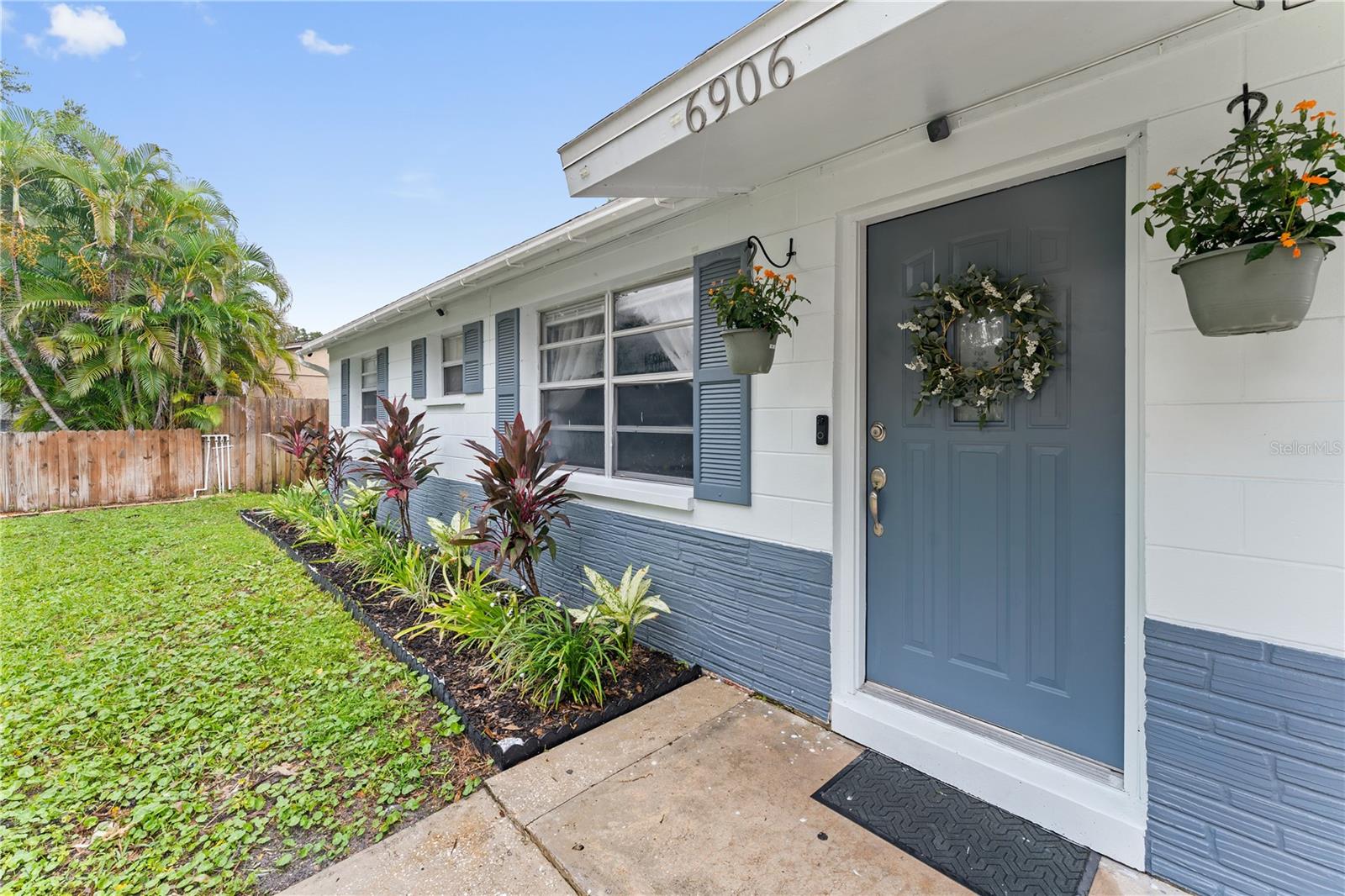 Welcome to this beautifully updated and move-in-ready home at 6906 80th Terrace N in Pinellas Park, FL. This 3-bedroom, 1.5-bathroom ranch offers 884 square feet of stylish and comfortable living.
The bright and airy open floor plan is enhanced by elegant crown molding and stunning bamboo flooring throughout. The heart of the home, the kitchen, has been thoughtfully updated with a new backsplash and cabinets, providing both a modern look and increased storage. The kitchen also features a full suite of stainless steel appliances, including a dishwasher, microwave, range, and refrigerator.
Beyond the interior, you'll find a large screened lanai that provides a perfect space for outdoor relaxation and leads to a private, fenced backyard. The property also includes a spacious inside laundry room with a dedicated storage area.
Located in a desirable and centrally-located neighborhood, this home offers unparalleled convenience. Enjoy an easy commute to Tampa, and you're just approximately 8 miles from the vibrant downtown St. Petersburg and its many attractions. When you're ready for a beach day, you're only about 14 miles from the stunning Gulf beaches. This home is not in a flood zone, making it a truly worry-free investment. Don't miss the chance to make this exceptional property your own.