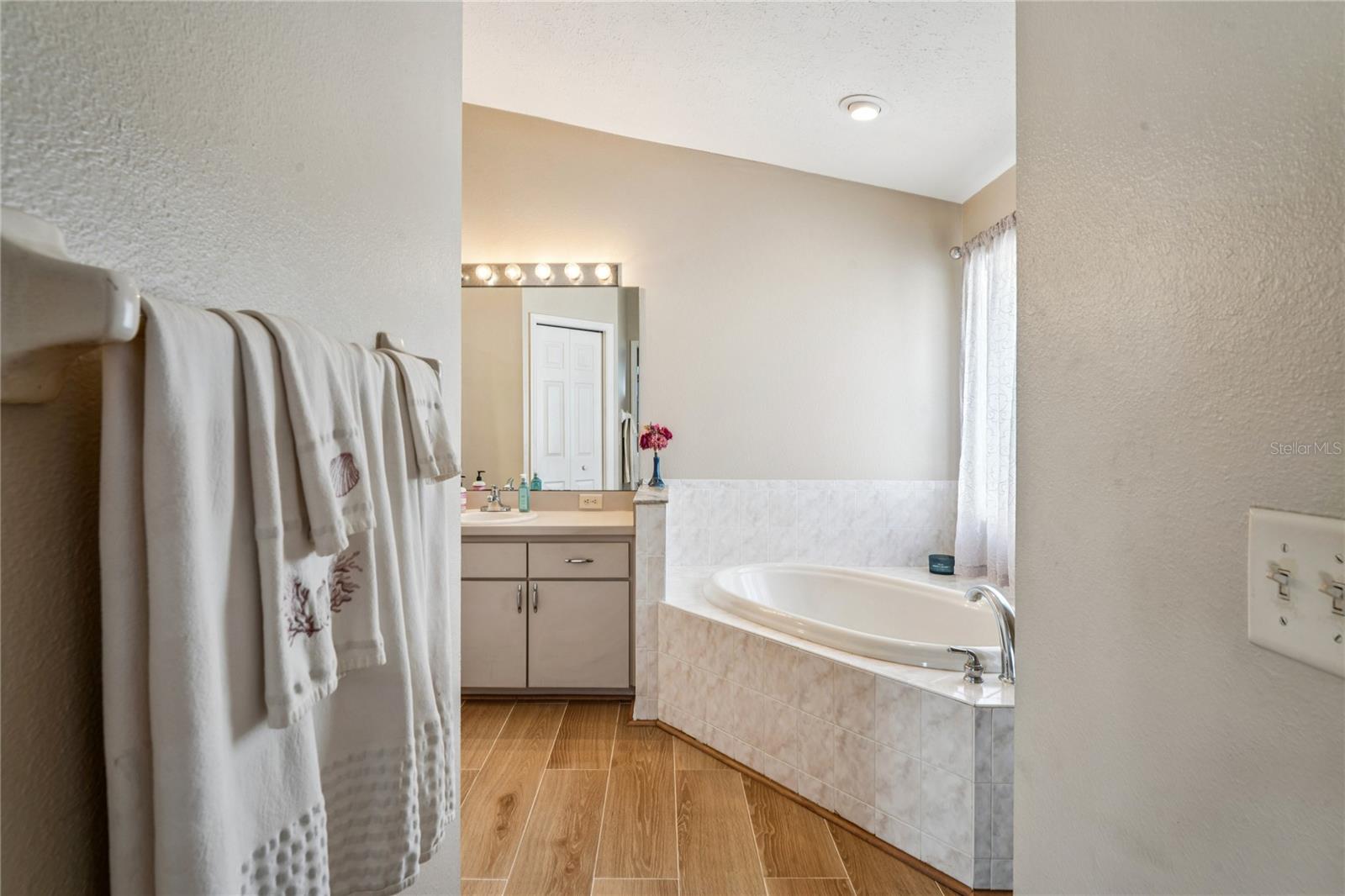 SABALWOOD AT RIVER RIDGE PH 01 - Residential