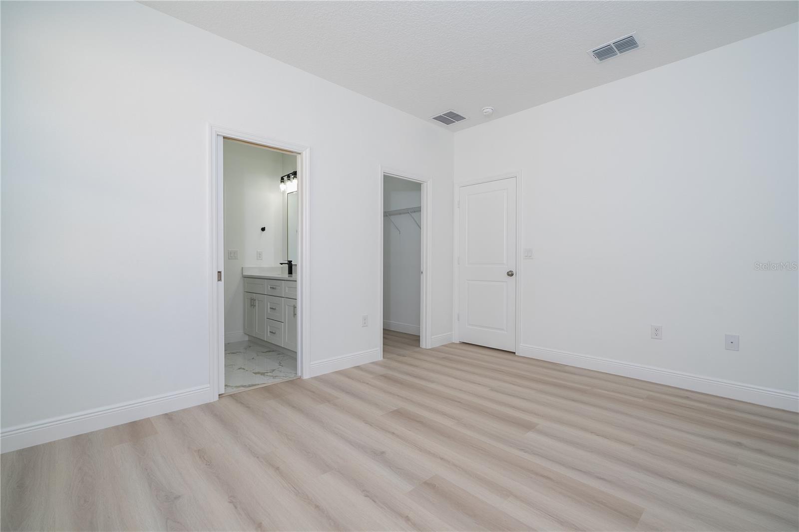 VILLA SORRENTO - Residential