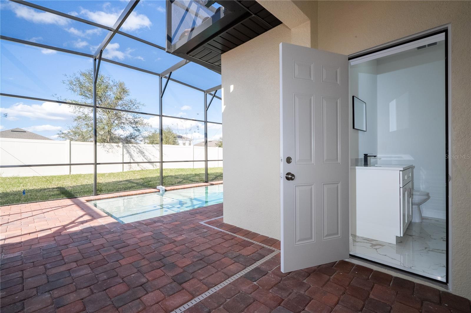 VILLA SORRENTO - Residential