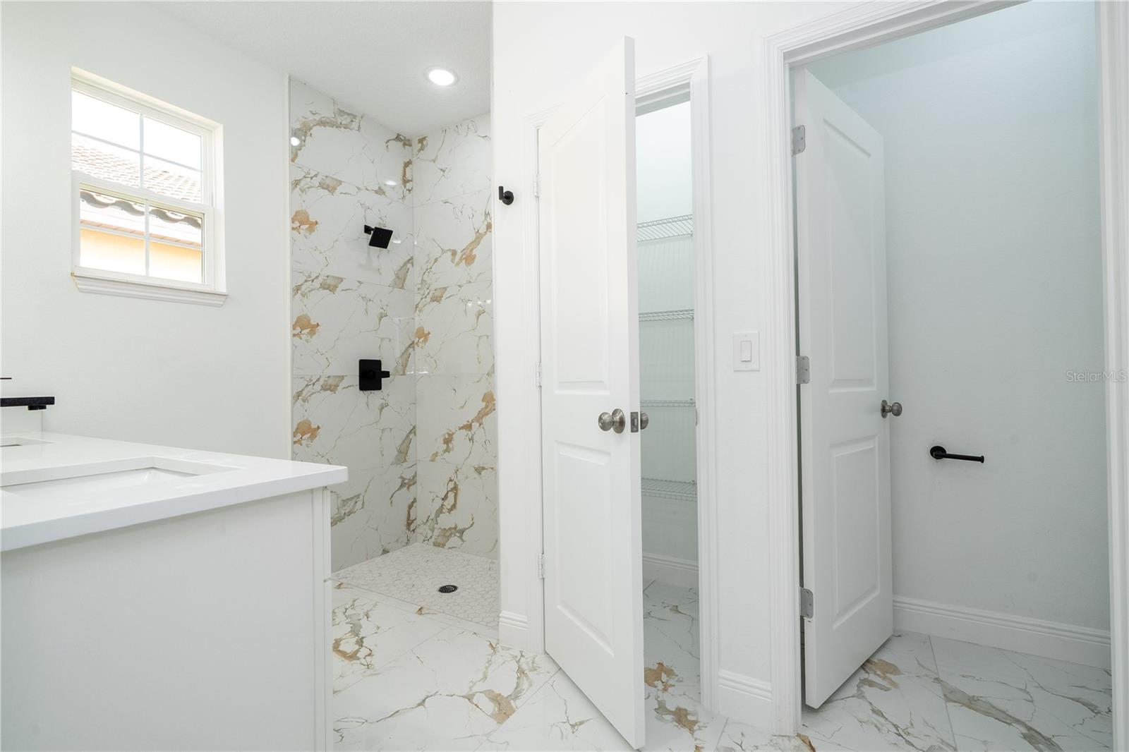 VILLA SORRENTO - Residential