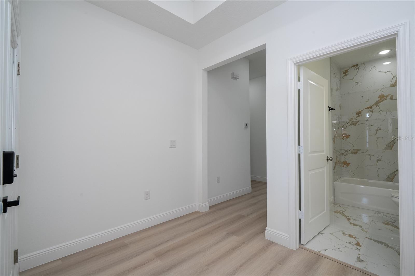 VILLA SORRENTO - Residential