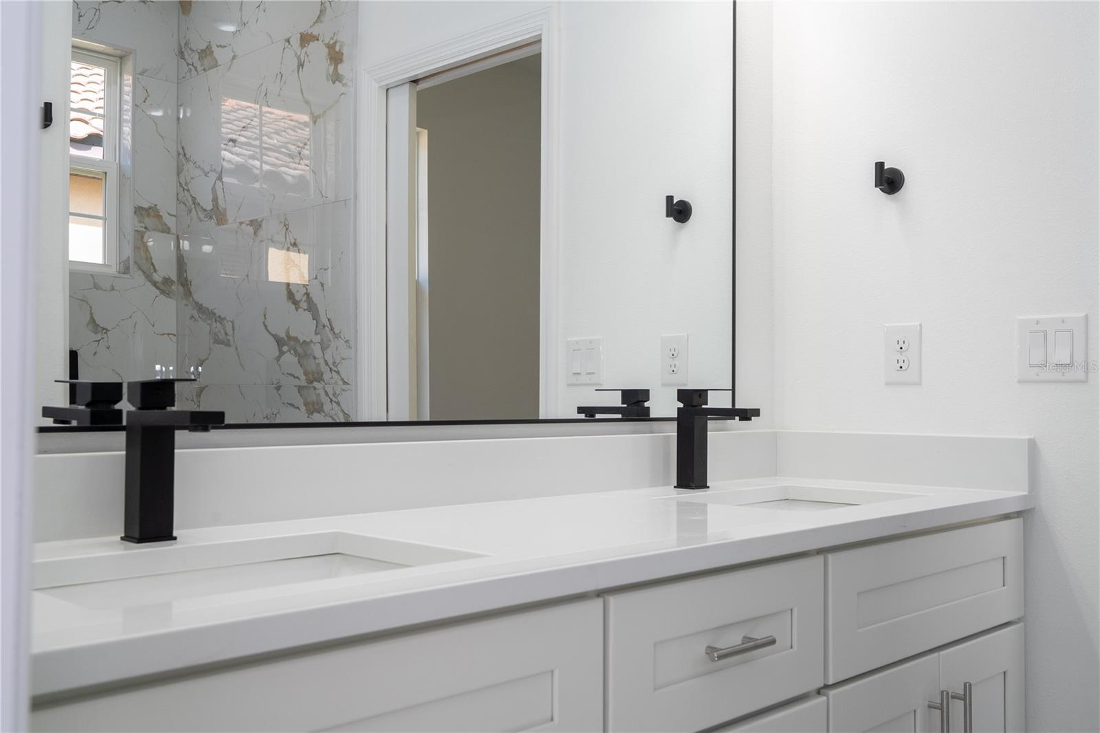 VILLA SORRENTO - Residential