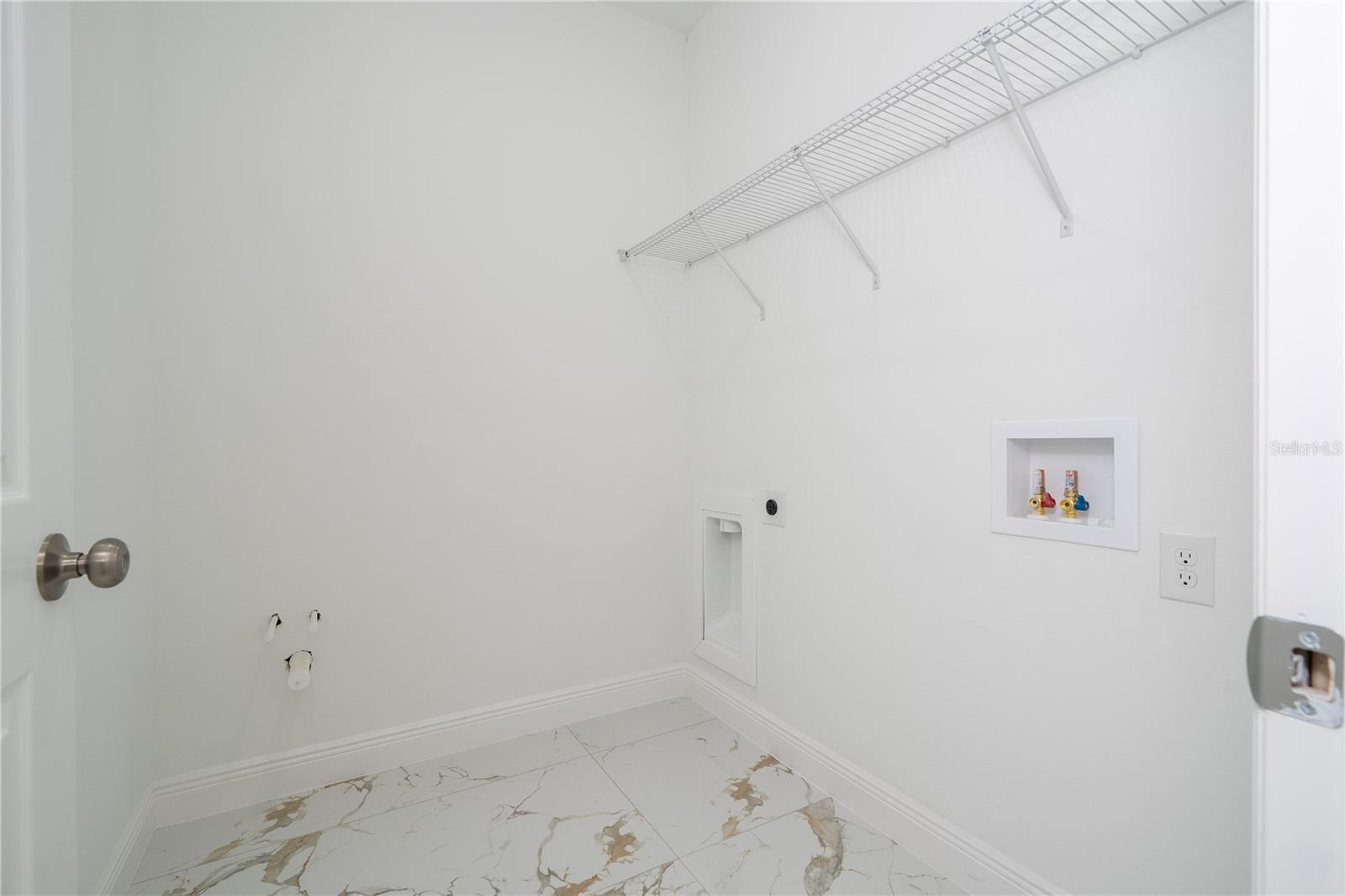 VILLA SORRENTO - Residential