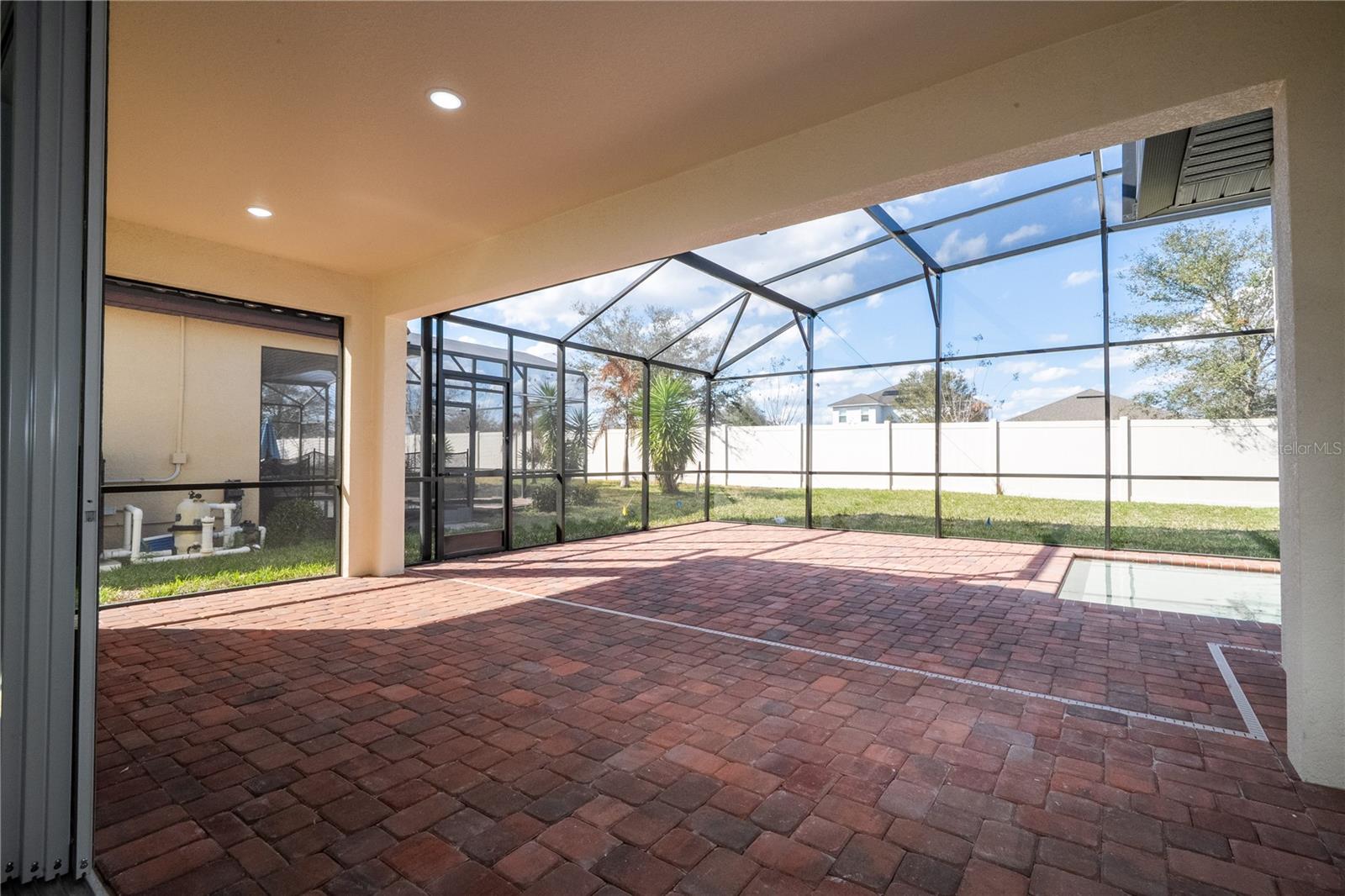 VILLA SORRENTO - Residential