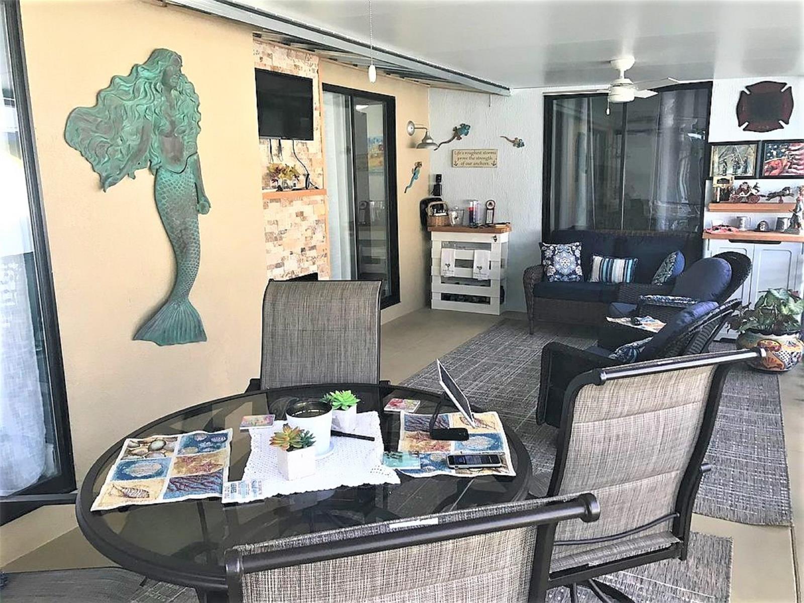 Riverwalk Condo - Residential